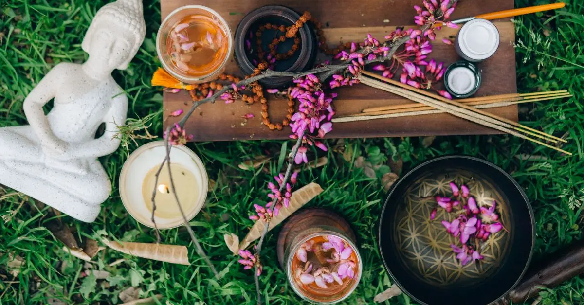 Comment les fleurs CBD pur peuvent soutenir la méditation